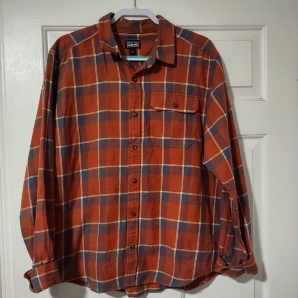 Patagonia Organic Cotton Men's Lightweight Fjord Flannel Long Sleeve Size Large